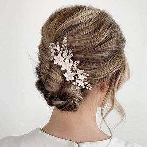 NEW - Bridal headpiece hair comb - pearl white floral